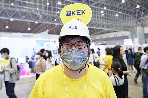 画像ギャラリー No.084のサムネイル画像 / 「ニコニコ超会議2023」フォトレポート。ステージイベントは声出しも解禁，参加者にニコニコ笑顔が浮かんだ会場の様子をお届け