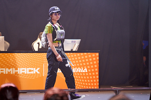 画像ギャラリー No.009のサムネイル画像 / 「DreamHack Japan 2023」，DAY1のコスプレコンテストレポート。LoLやR6Sなどのコスプレで会場を彩る