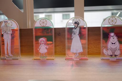 画像ギャラリー No.003のサムネイル画像 / カプコンカフェ，「劇場版 SPY×FAMILY CODE: White」コラボ試食会レポート。可愛らしいグッズと趣向を凝らしたメニューがファンをお出迎え