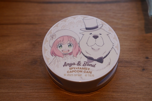 画像ギャラリー No.007のサムネイル画像 / カプコンカフェ，「劇場版 SPY×FAMILY CODE: White」コラボ試食会レポート。可愛らしいグッズと趣向を凝らしたメニューがファンをお出迎え