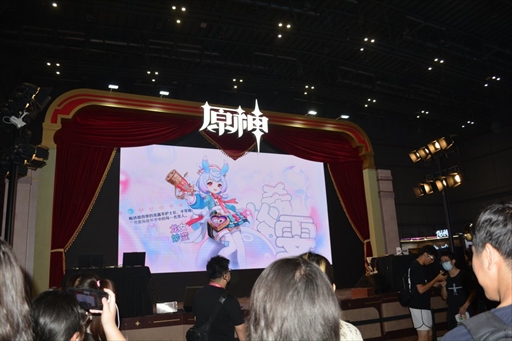 画像ギャラリー No.019のサムネイル画像 / 中国のオタクの今がここにある。上海で開催中の「BiliBili World 2024」は，ゲーム関連の出展も多い，二次元好きに向けた巨大イベントだ