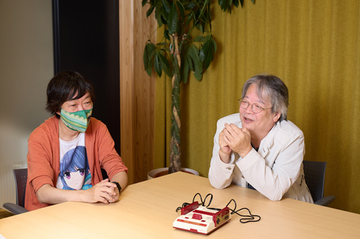 画像ギャラリー No.011のサムネイル画像 / ファミ通VS.ファミマガの歴史。塩崎剛三氏と山本直人氏，レジェンド編集者がマイコン誌時代からファミコンブームまでを語る