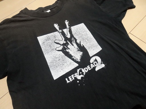 画像ギャラリー No.014のサムネイル画像 / あなたの「秘蔵のゲームTシャツ」見せてください！　4Gamerスタッフ＆ライター陣に，とっておきの一着を紹介してもらった