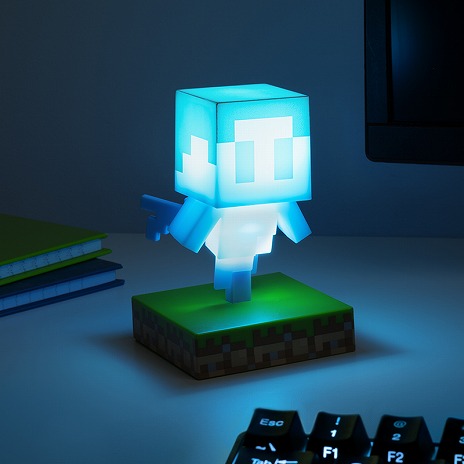 画像ギャラリー No.003のサムネイル画像 / 「クリーパー目覚まし時計ライト」など，「Minecraft」の日本未発売グッズが予約開始。マイクラファン・ショップ9周年キャンペーンがスタート