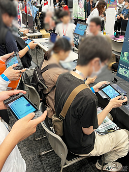 画像ギャラリー No.016のサムネイル画像 / インディーゲームイベントでメディアを“ハック”するには？　会場ではどのようなゲームに目を引かれるのか，現地取材記者の視点で考えてみた