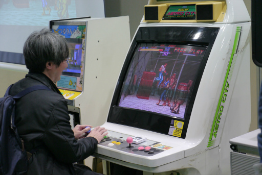 画像ギャラリー No.042のサムネイル画像 / レトロゲーム愛だらけの「RETRO GAME SUMMIT  Lv.4」開催。実機で動くファミコンソフト，研究同人誌，「ファイナルファイト」最速大会なども
