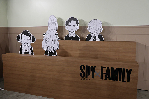画像ギャラリー No.013のサムネイル画像 / 「少年ジャンプ＋展」が東京・天王洲にて開催中。数々の人気作品を輩出しているマンガ誌アプリの10年を堪能できた内覧会をレポート