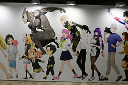 画像ギャラリー No.041のサムネイル画像 / 「少年ジャンプ＋展」が東京・天王洲にて開催中。数々の人気作品を輩出しているマンガ誌アプリの10年を堪能できた内覧会をレポート