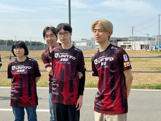 画像ギャラリー No.009のサムネイル画像 / KONAMI eスポーツ学院の生徒がリモートで油圧ショベルを操作！ 産学連携による課外活動をレポート