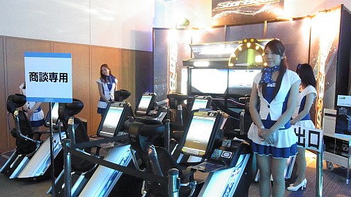 画像ギャラリー No.009のサムネイル画像 / 「StarHorse3」「StarBoat」など,セガの最新アミューズメント機がずらり。大型筐体中心の「SEGA PRIVATE SHOW 2011 -SUMMER-」レポート