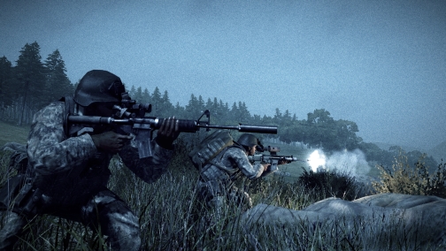 画像ギャラリー No.001のサムネイル画像 / 白熱する特典競争。今度は「OPERATION FLASHPOINT: DRAGON RISING」のドイツ語版に,本物の米軍ヘルメットが特典として登場