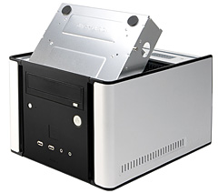 画像ギャラリー No.002のサムネイル画像 / Antec，LANパーティ用途も想定したmicroATXキューブケースを発売
