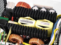 画像ギャラリー No.003のサムネイル画像 / ENERMAX製の80 PLUS Silver認証済み950W&1050W電源が発売