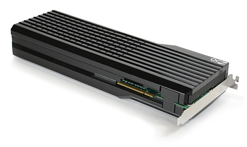 画像ギャラリー No.002のサムネイル画像 / OCZ，容量1TB，読み出し速度最大600MB/sのPCIe x8接続MLC SSDをCeBIT 2009で公開