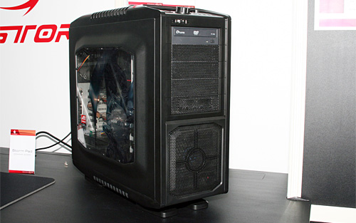 画像ギャラリー No.007のサムネイル画像 / Cooler Master，防滴仕様のゲーマー向けPCケース「CM Storm Scout」をCeBIT 2009で公開