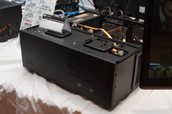 画像ギャラリー No.008のサムネイル画像 / “米びつ”PCケースにMini-ITX対応版が登場，Raven RV04は「開発中」〜秋葉原で行われたSilverStoneイベントレポート
