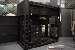 画像ギャラリー No.014のサムネイル画像 / “米びつ”PCケースにMini-ITX対応版が登場，Raven RV04は「開発中」〜秋葉原で行われたSilverStoneイベントレポート