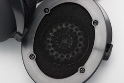 画像ギャラリー No.004のサムネイル画像 / HW短評:Kingston「HyperX Cloud」(1)ハードウェアの完成度をチェックする