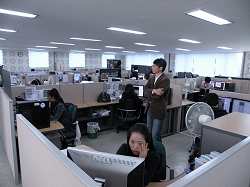 画像ギャラリー No.016のサムネイル画像 / RocWorks Koreaで，横浜デジタルアーツ専門学校生が「homage」への企画をプレゼン