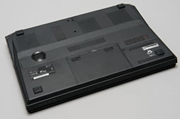 画像ギャラリー No.021のサムネイル画像 / 【PR】ドスパラ初のSLIノートPC「Note GALLERIA GM680M」完全検証。速さだけでなく,使い勝手も一級品だ