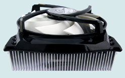 画像ギャラリー No.002のサムネイル画像 / Arctic Cooling,ミドルクラスGPUの多くに対応した安価なクーラー,「Accelero L2 Pro」を発表