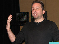 画像ギャラリー No.002のサムネイル画像 / ［GDC2008＃10］2K BostonのKenneth Levine氏の講演は，「BioShock」のストーリーの秘密
