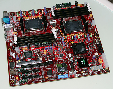 画像ギャラリー No.007のサムネイル画像 / AMD,ハイエンドCPU製品群のロードマップを披露。2010年までは苦しい戦いが続く?
