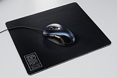 画像ギャラリー No.002のサムネイル画像 / DHARMAPOINT,ゲーマー向けマウスパッドの小型モデルを6月発売