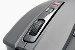 画像ギャラリー No.013のサムネイル画像 / 新生DHARMAPOINTの第1弾製品となるマウス「DPTM37BK」レビュー。復活した「三七」はゲーマーの期待に応えられるか