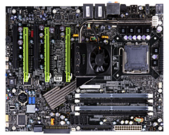 画像ギャラリー No.002のサムネイル画像 / NVIDIA,PCIe 2.0&3-way SLI対応の「nForce 700」チップセットを発表