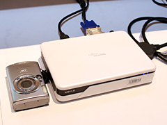 画像ギャラリー No.017のサムネイル画像 / ［COMPUTEX 2008＃10］AMD，新世代ノートPCプラットフォーム「Turion X2 Ultra」発表会で外付けグラフィックスカードを披露