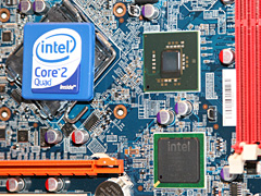 画像ギャラリー No.006のサムネイル画像 / Intel，「Atom」やIntel 4シリーズチップセットの実機をCeBITで公開
