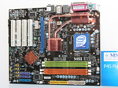 画像ギャラリー No.007のサムネイル画像 / Intel，「Atom」やIntel 4シリーズチップセットの実機をCeBITで公開