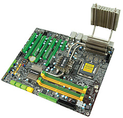 画像ギャラリー No.001のサムネイル画像 / DFI,Intel X48チップセット搭載マザー「LANParty UT」を発売
