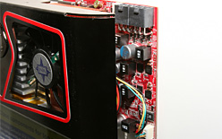 画像ギャラリー No.011のサムネイル画像 / MSI,CeBIT 2009でSLI対応のIntel P55マザーボードを公開