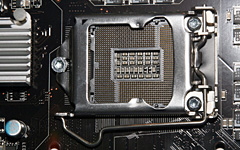 画像ギャラリー No.002のサムネイル画像 / 「P57」「H57/H55」チップセットのスペックが垣間見える,CeBIT 2009のIntelブース