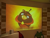 画像ギャラリー No.003のサムネイル画像 / 「Angry Birds Space」が本日リリース。「スペースインベーダー」とのコラボ企画も発表された記念イベントをレポート 
