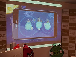 画像ギャラリー No.009のサムネイル画像 / 「Angry Birds Space」が本日リリース。「スペースインベーダー」とのコラボ企画も発表された記念イベントをレポート 