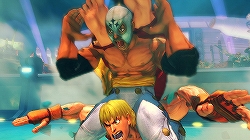 画像ギャラリー No.016のサムネイル画像 / 「闘志再撃『拳を燃やせ!』ストリートファイターIV全国大会」の試遊コーナーで，コンシューマ版「ストIV」を遊んでみた