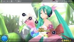 画像ギャラリー No.007のサムネイル画像 / 「初音ミク -Project DIVA-」追加楽曲集第1弾「ミクうた、おかわり」でミニゲーム「*ハロー、プラネット。」を監修したsasakure.UKさんにインタビューをしてきた