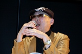 画像ギャラリー No.003のサムネイル画像 / “神室町RADIO STATION”が一度限りの復活！　「やっぱ遊びな祭 09」，“龍が如く３大ヒット御礼！神室町RADIO STATION 特別編”レポート