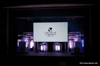 画像ギャラリー No.002のサムネイル画像 / 「LEVEL5 VISION 2010」レポート(前編):NDS版「二ノ国」の完成,「レイトン教授と奇跡の仮面」3DSでの実機デモ,「イナズマイレブン3」新バージョン,「ダンボール戦機」発売日などが発表