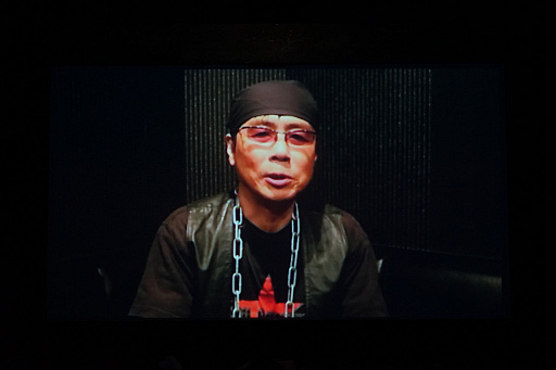 画像ギャラリー No.034のサムネイル画像 / 「超兄貴」25周年を祝したライブ「超兄貴祭」をレポート。マッチョマンが猛り，うみにんが踊り，皆でフロントダブルバイセップスした