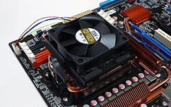 画像ギャラリー No.013のサムネイル画像 / 「Phenom II X4 955」レビュー掲載。3.2GHzで登場したAM3世代初のハイエンドCPUは，順当な性能向上を実現
