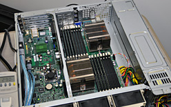画像ギャラリー No.003のサムネイル画像 / AMD,6コアCPU「Istanbul」の動作デモを公開。サーバー向けプラットフォームロードマップのアップデートも
