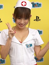 画像ギャラリー No.008のサムネイル画像 / セクシーナース姿の大堀 恵さんも登場！　PS3「Mr.PAIN」の体験イベント開催