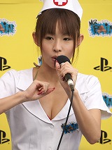 画像ギャラリー No.012のサムネイル画像 / セクシーナース姿の大堀 恵さんも登場！　PS3「Mr.PAIN」の体験イベント開催