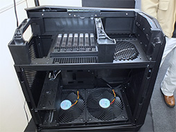 画像ギャラリー No.005のサムネイル画像 / SilverStone，ゲーマー向けPCケース「Raven RV05」を秋葉原で世界初公開。Mini-ITX仕様の「Raven Z RVZ01」も披露