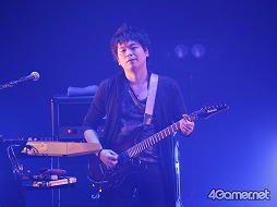 画像ギャラリー No.010のサムネイル画像 / 全編これイトケン節! バトル曲から「下水道」までがバンド演奏。「サガ」シリーズ新作についての言及もあった,「One Night Re:Birth Again」の詳細をレポート