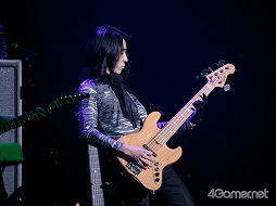 画像ギャラリー No.041のサムネイル画像 / 全編これイトケン節! バトル曲から「下水道」までがバンド演奏。「サガ」シリーズ新作についての言及もあった,「One Night Re:Birth Again」の詳細をレポート